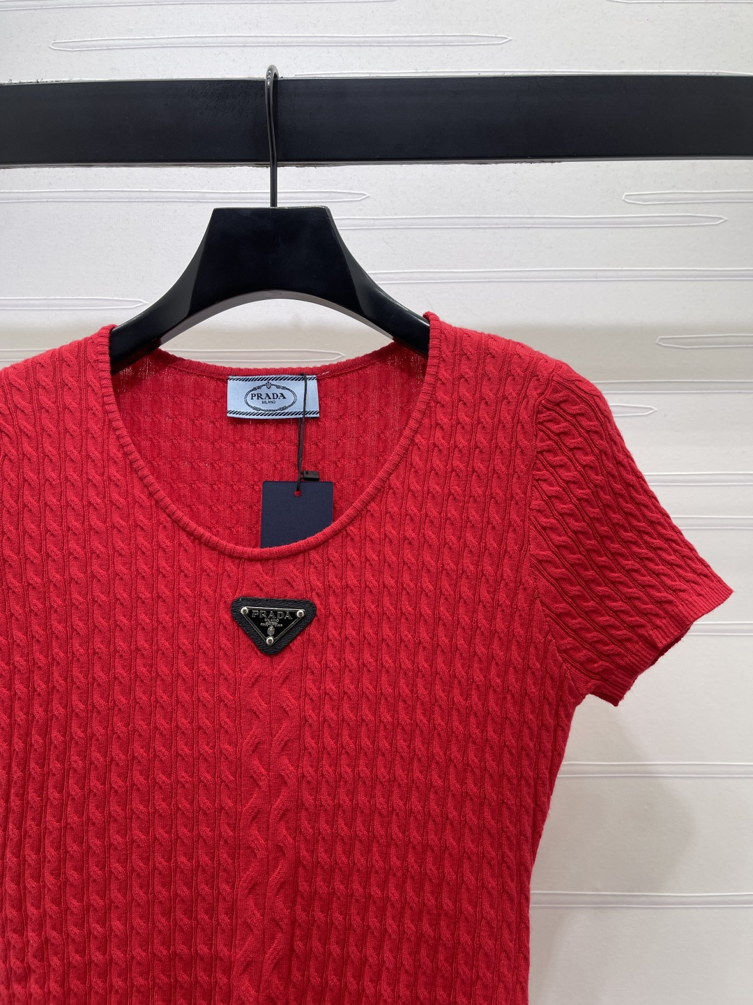 Women's short sleeves